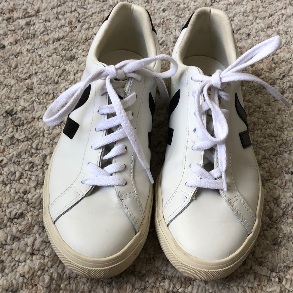 Veja Esplar white leather size 8 sneakers